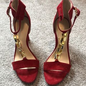 Calvin Klein Red Heels / Gold Detail / NEW
